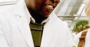 dr-cyril-broderick-cropped